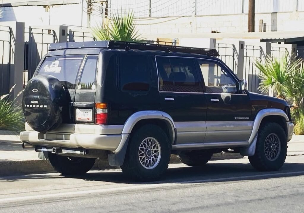Roof Rack — Isuzu Trooper Gen 2 (1991–2002) — photo 2